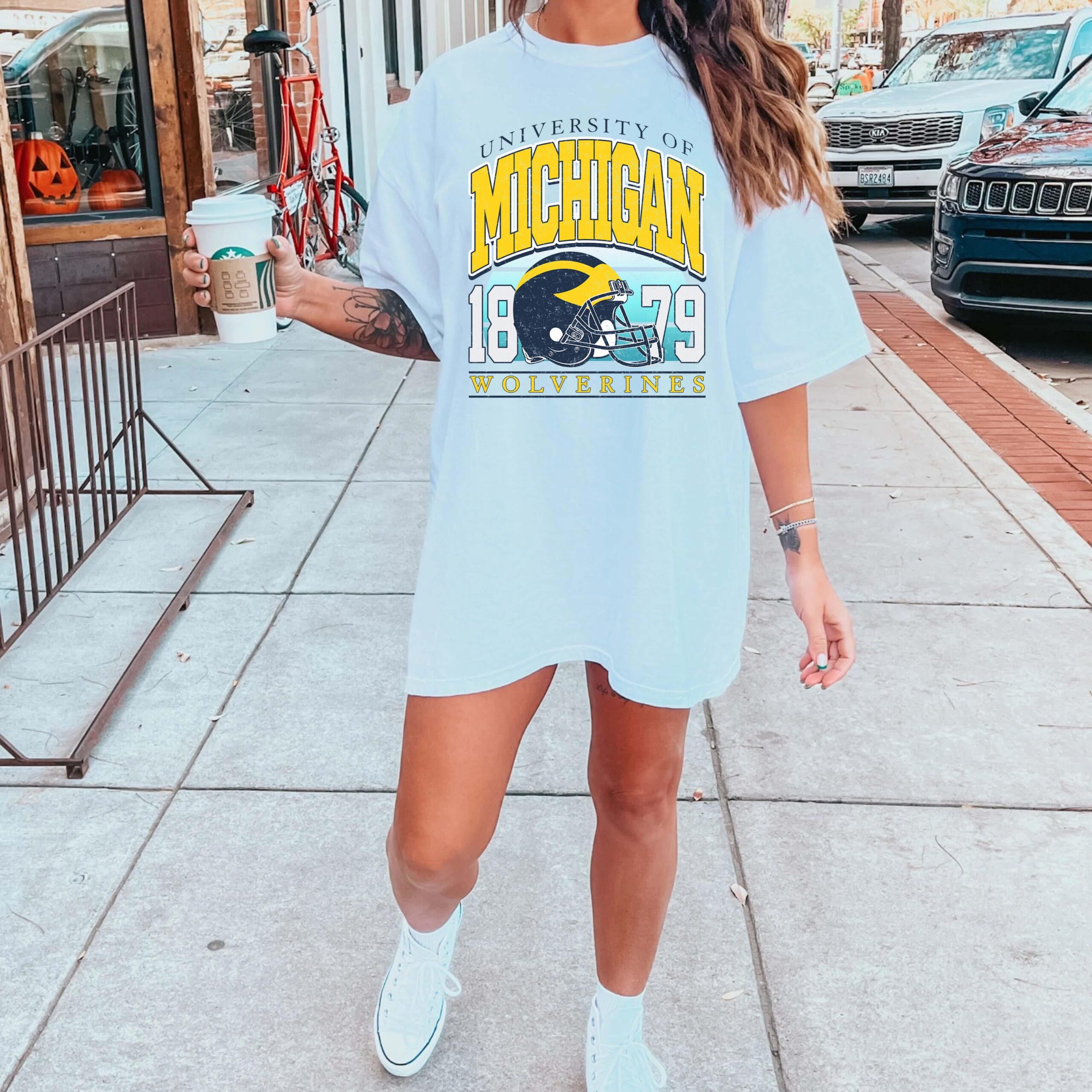 5599177_Vintage Michigan Crewneck Sweatshirt, Distressed Michigan Shirt, Illin_bhhh_Elaine2 copy